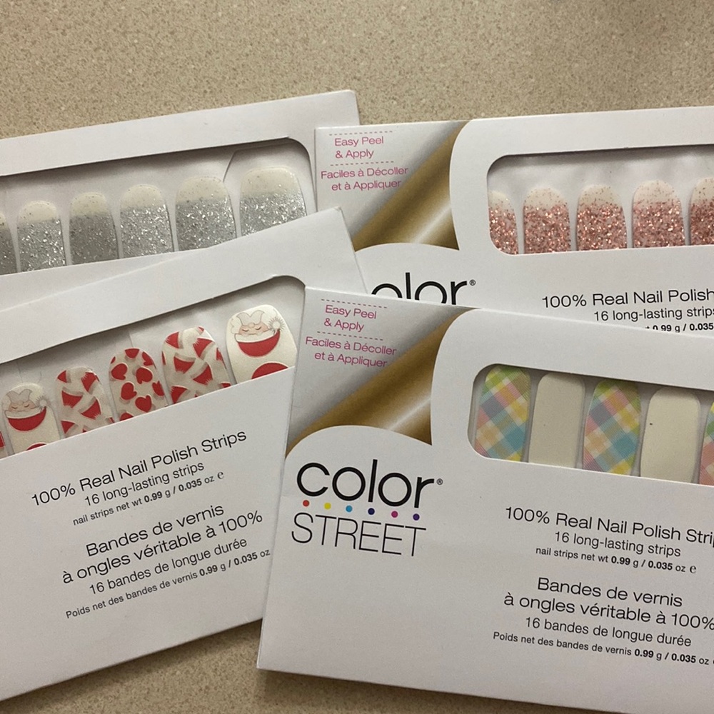 COLORSTREET 4 Unopened packs of Nail Polish Strips